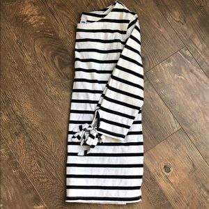 3/4 length sleeve shirt